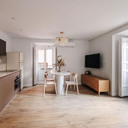 Beautiful Apartment In The Heart Of Madrid Exterior photo